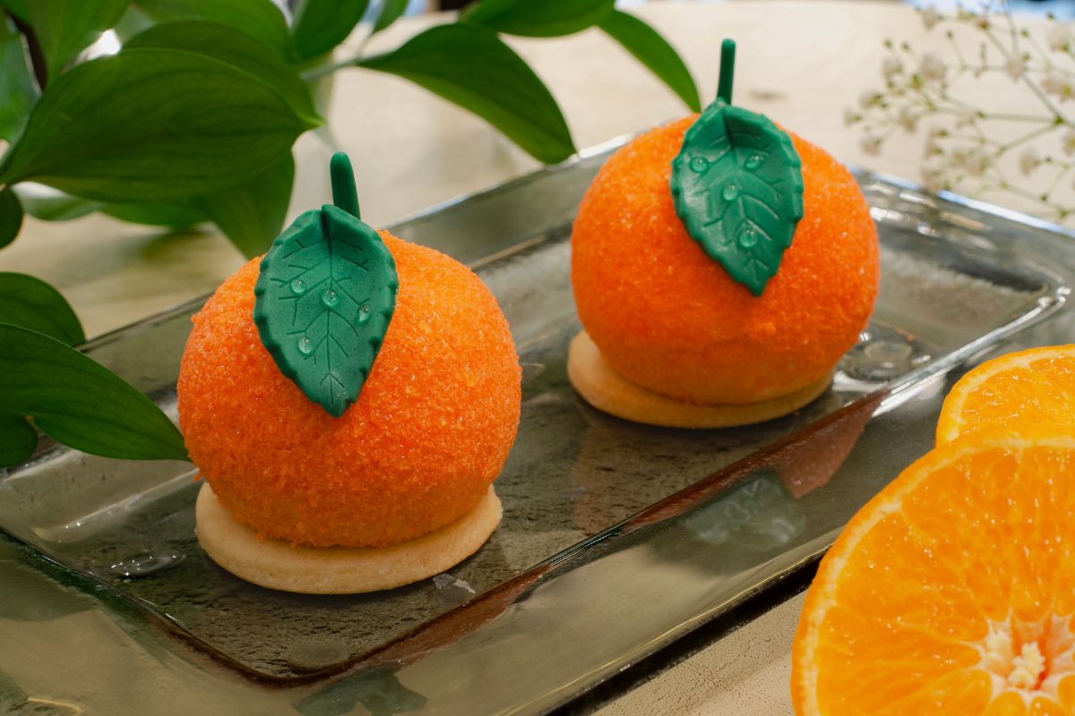 Citrusy Flair at Crystal Lounge at The St. Regis Abu Dhabi 