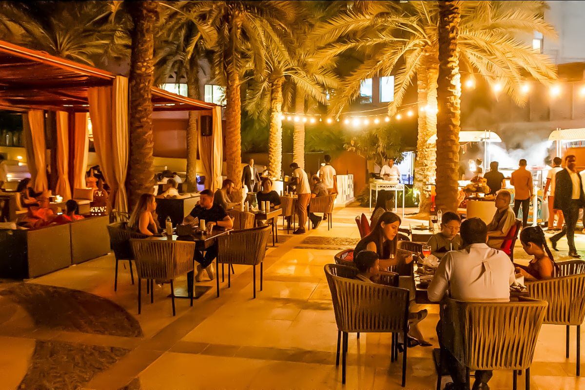 Sheraton corniche hotel, sheraton corniche hotel brunch