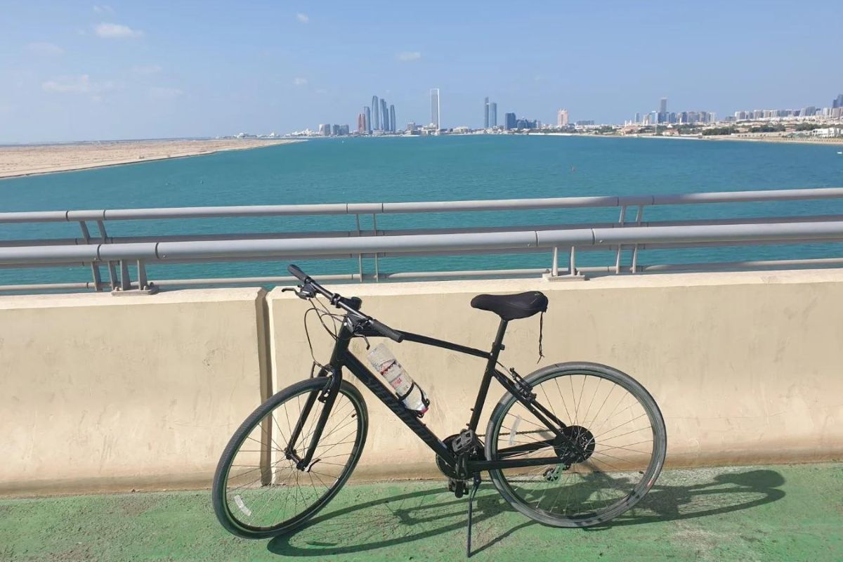 Cycling tracks in hudayriyat, hudayriyat island, hudayriyat island abu dhabi, things to do, things to do in abu dhabi, Al hudayriyat Island Abu Dhabi
