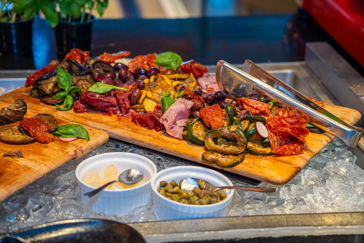 Le Marché Saturday Brunch at Le Meridien Abu Dhabi