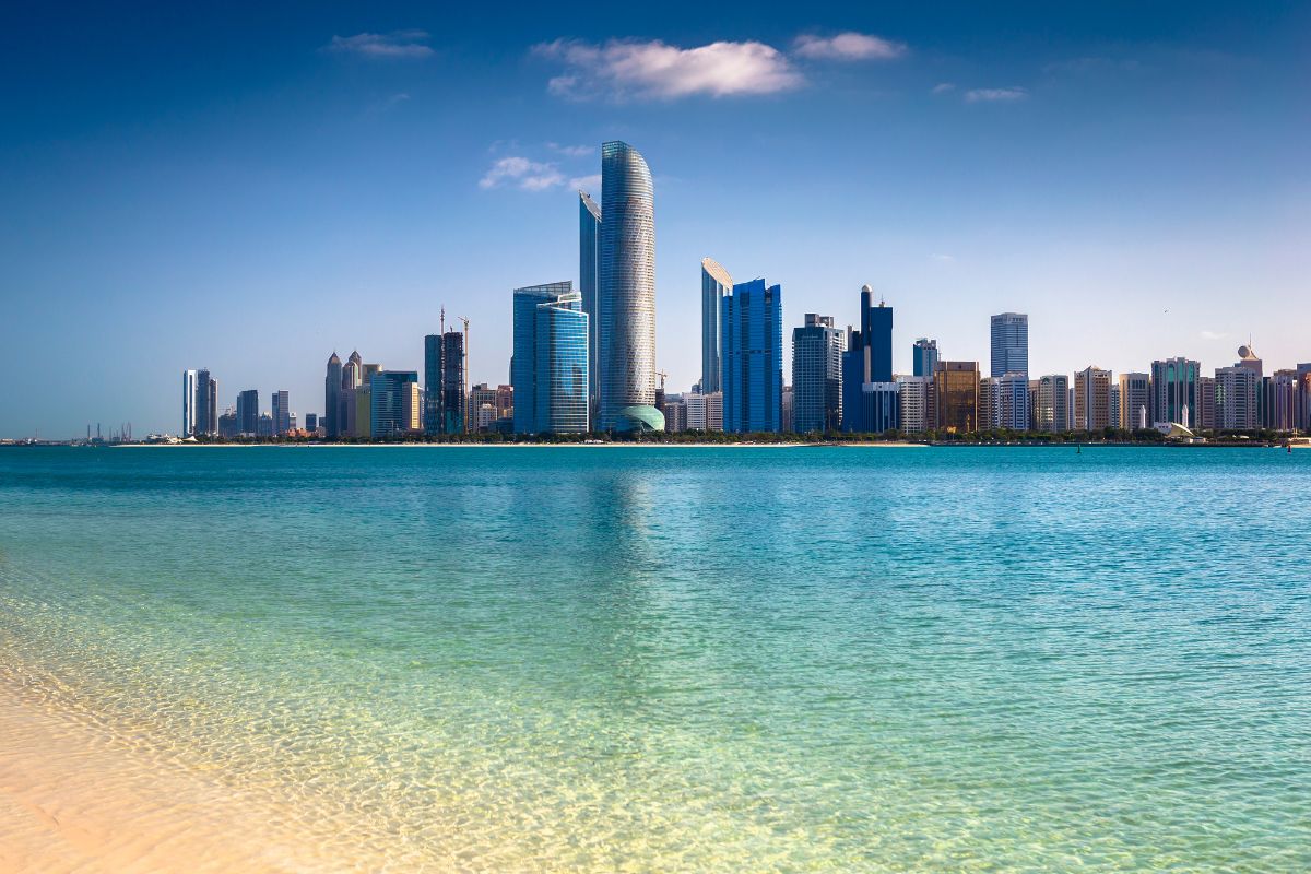 Beach in Abu Dhabi Beach in Abu Dhabi