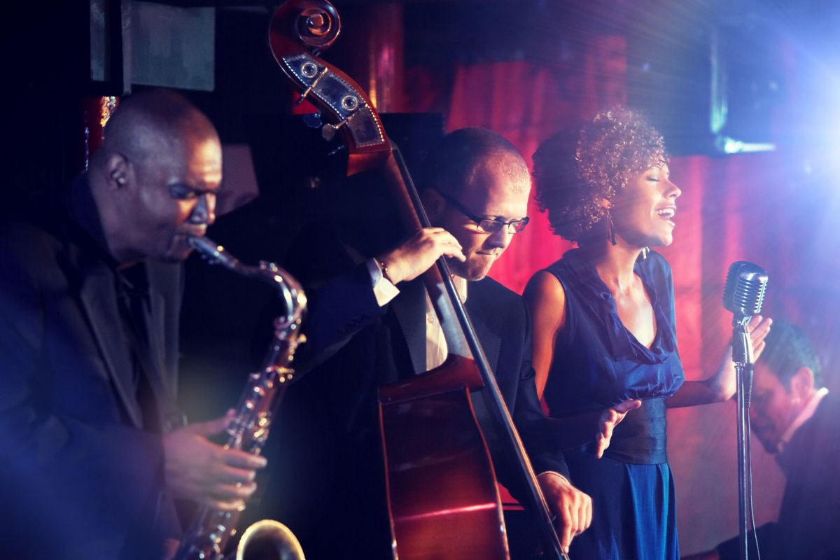 International Jazz Day Abu Dhabi selected to host the International Jazz Day 2025, featuring a jazz band with a lady singer, a man on the cello and another man on the saxophone