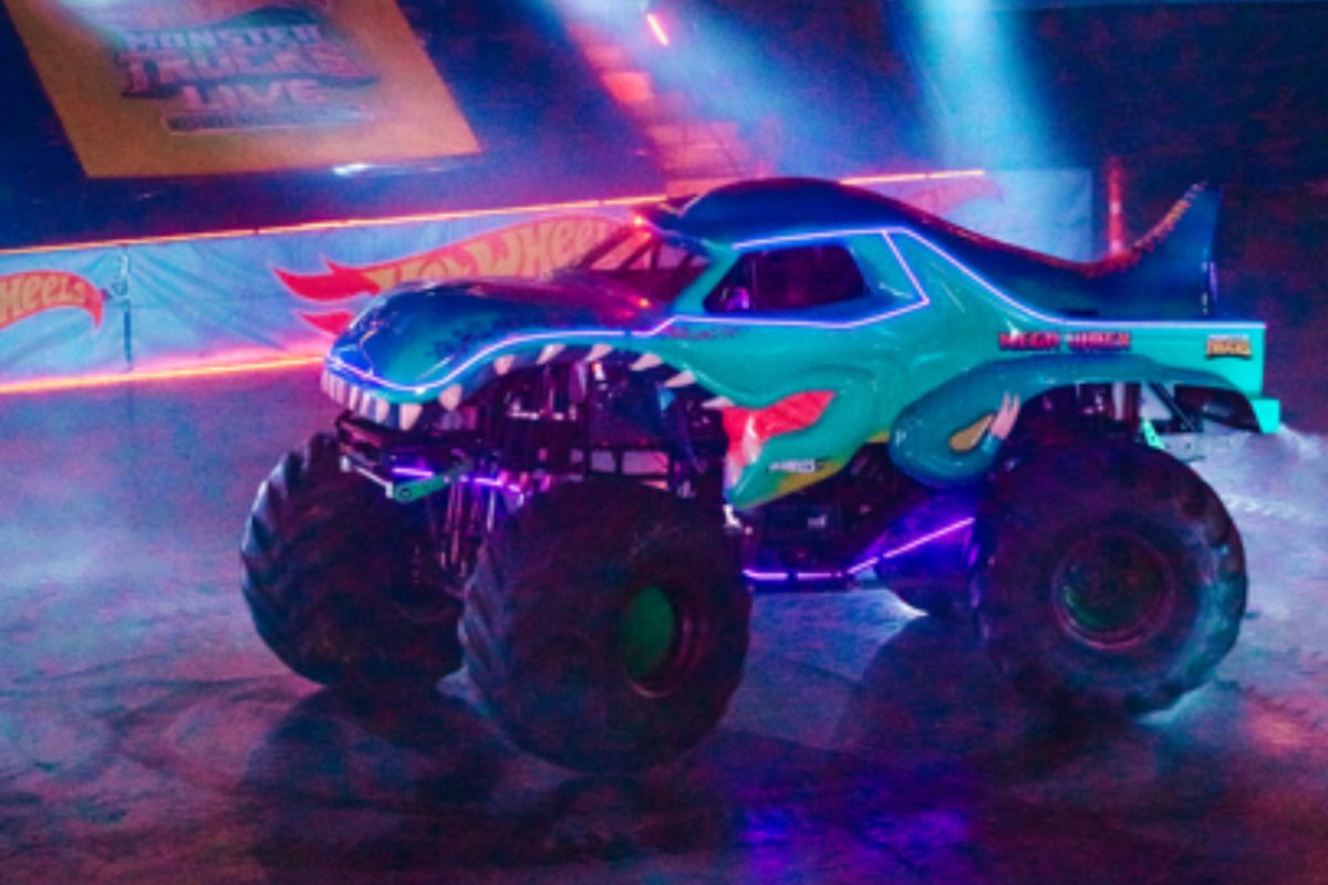 Mega Wrex at Hot Wheels Monster Trucks Live Glow Party in Abu Dhabi!